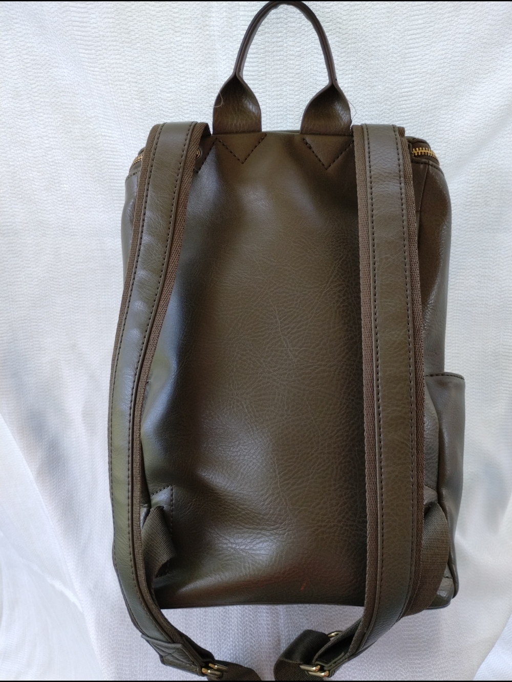 Matt & Nat Olive Vegan Leather Backpack with Front Pocket Vegan Unisex - Picture 7 of 16